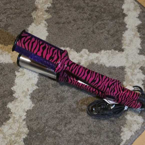 Pink Zebra Print Hair Styling Tool - Picture 3 of 3